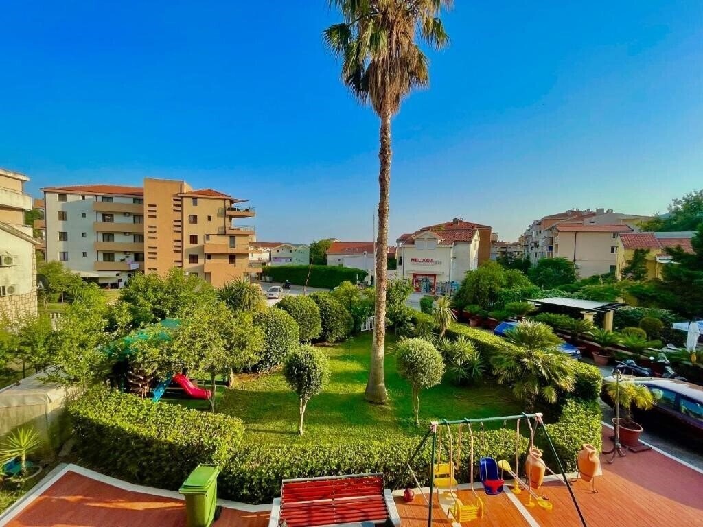 Imaginea Villa L 3*