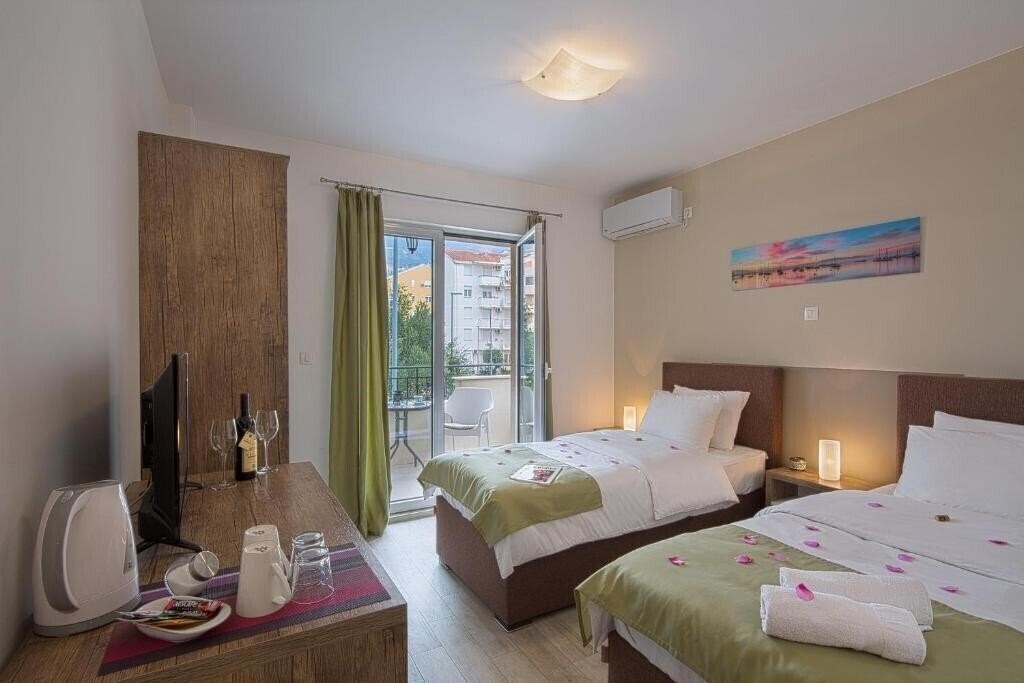 Fotografii Le Marc 3*