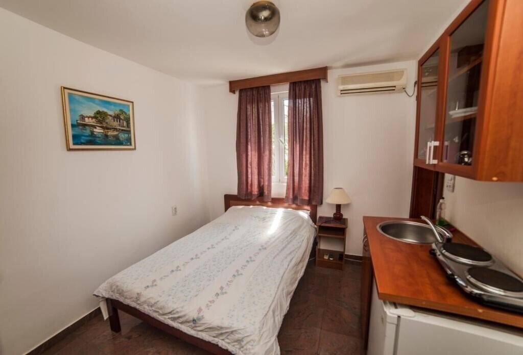 Imaginea Mijovic Apartments 3*