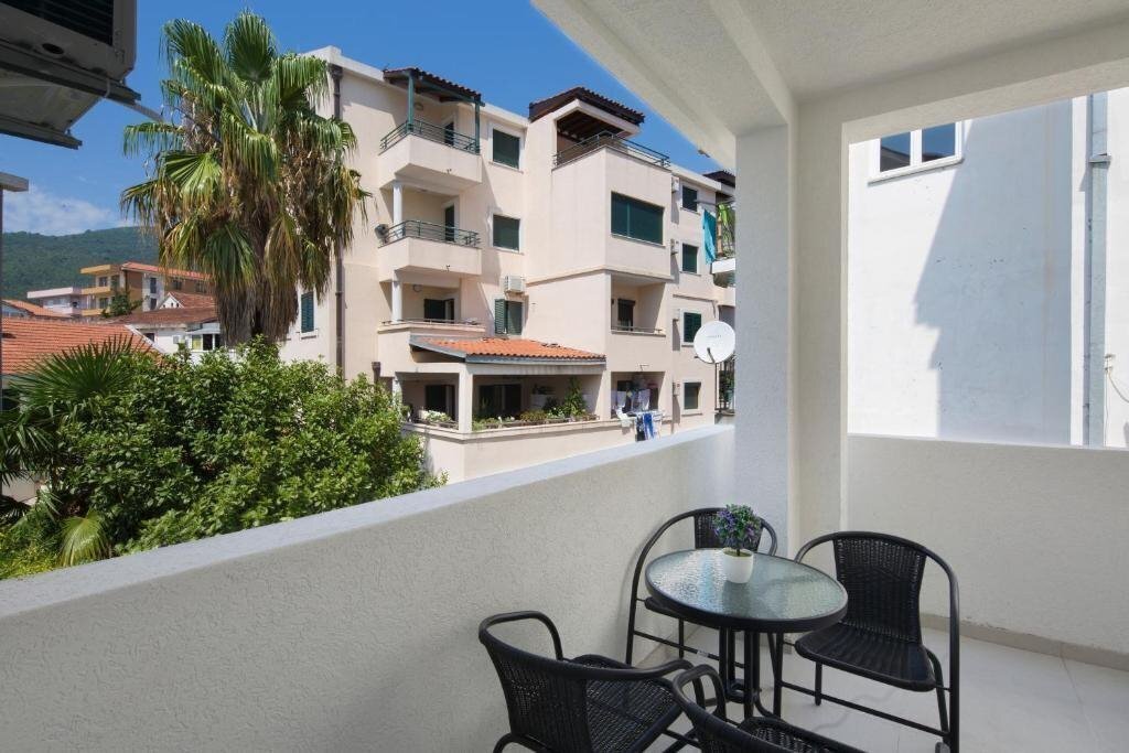 Fotografie Апартаменты «Mediterraneo» Apt апартаменты