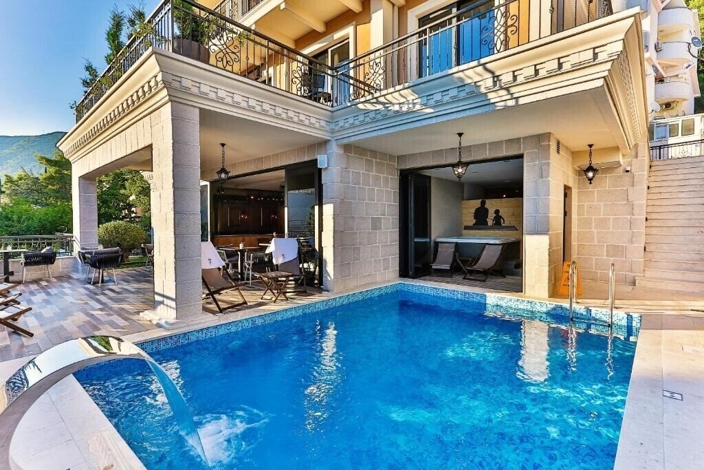 Imaginea Tate Hotel 4*