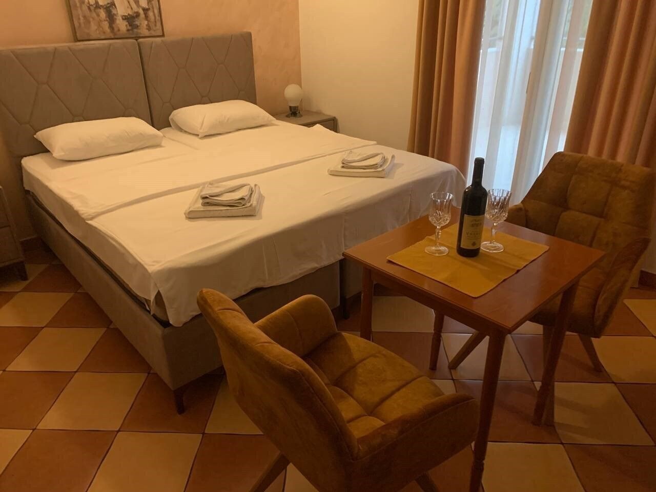 Fotografii Franeta New 4*