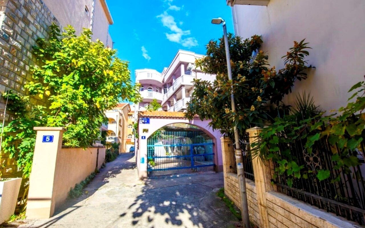 Fotografii Guest House Violet Aparthotel 2*