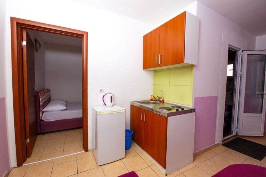 Imaginea Guest House Violet Aparthotel 2*