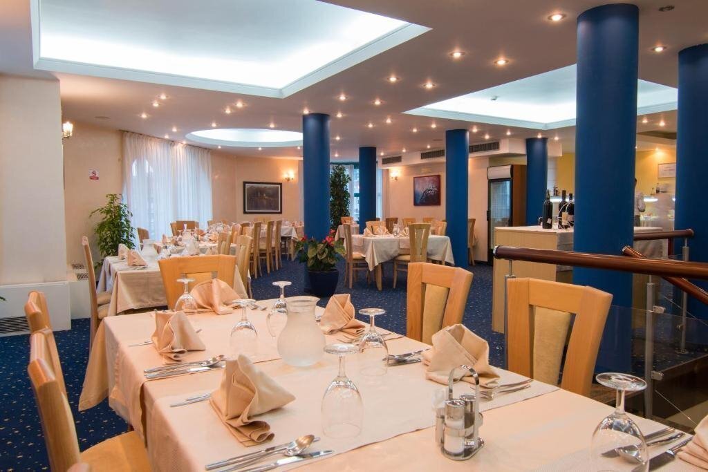 Imaginea Blue Star 4*