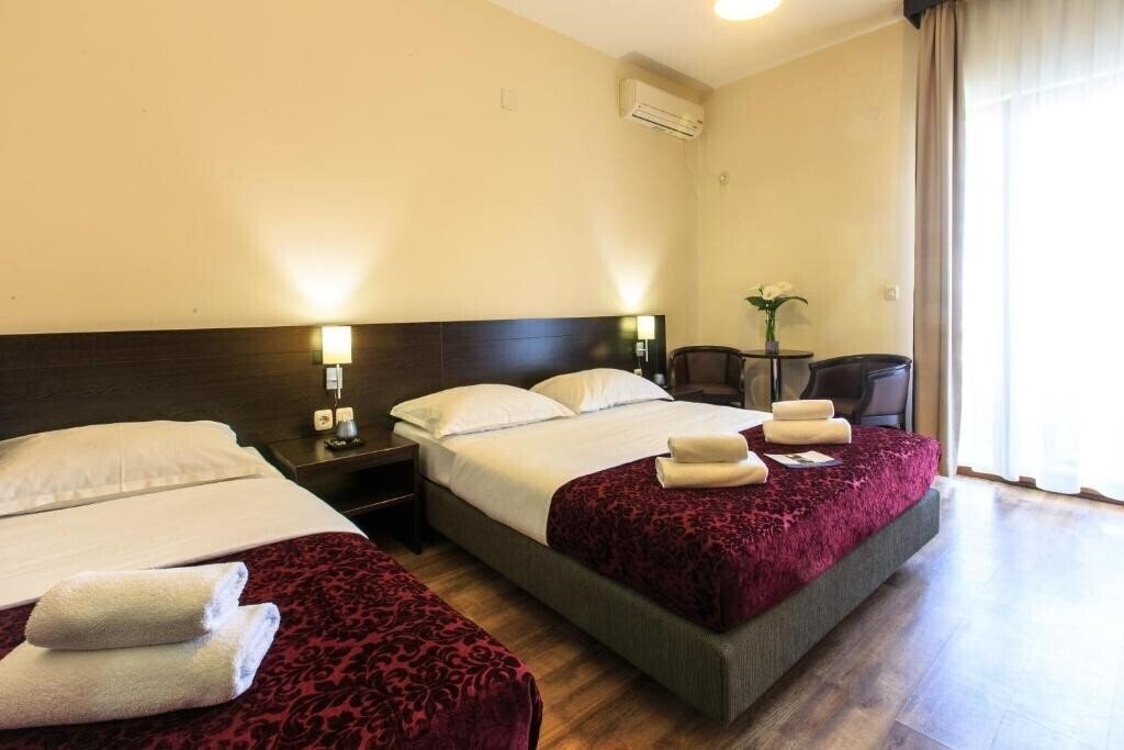 Hotel Villa Lucic 3*