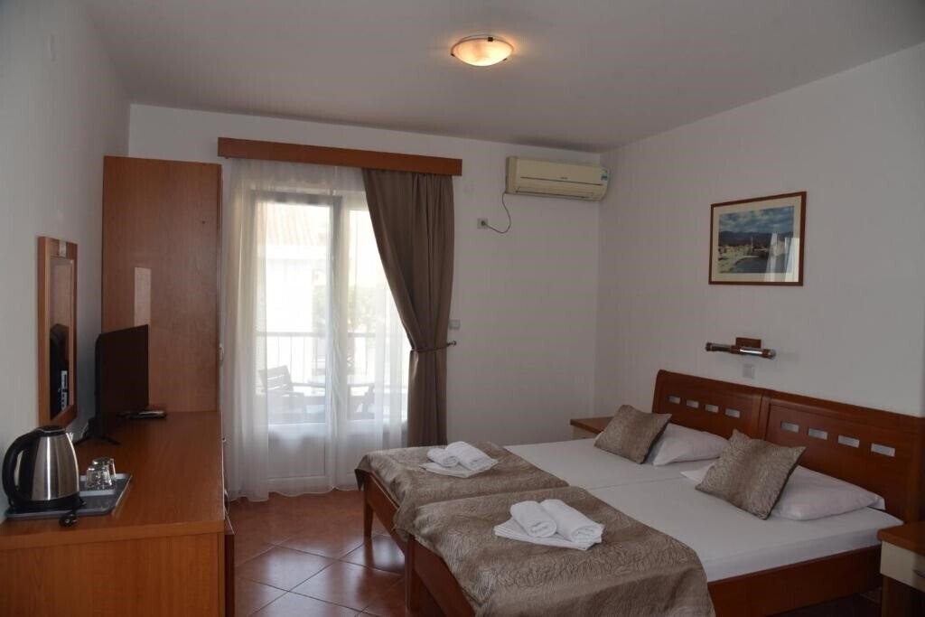 Imaginea Villa Neno 3*
