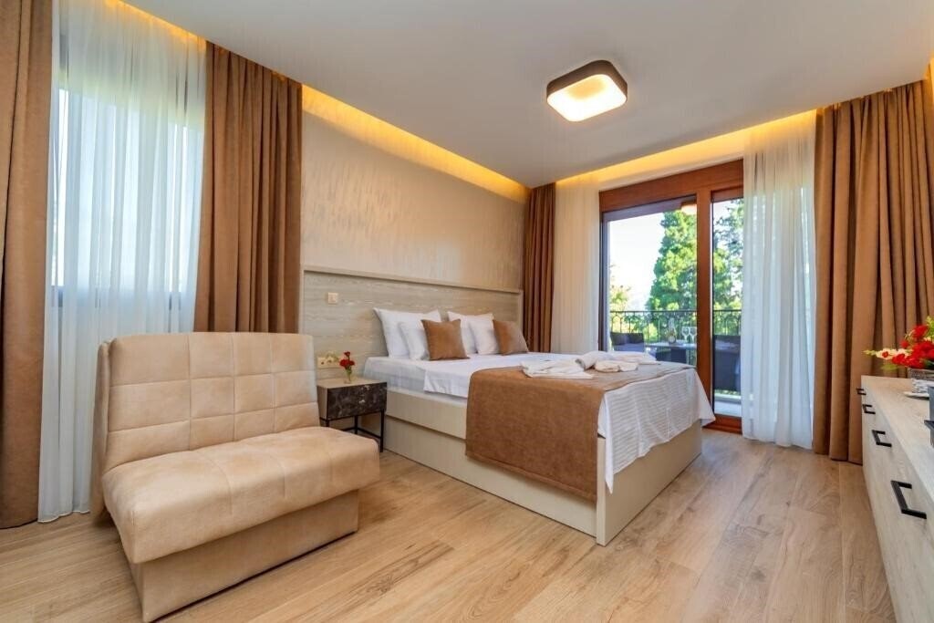 Imaginea Luxury Apartments Queen 4*