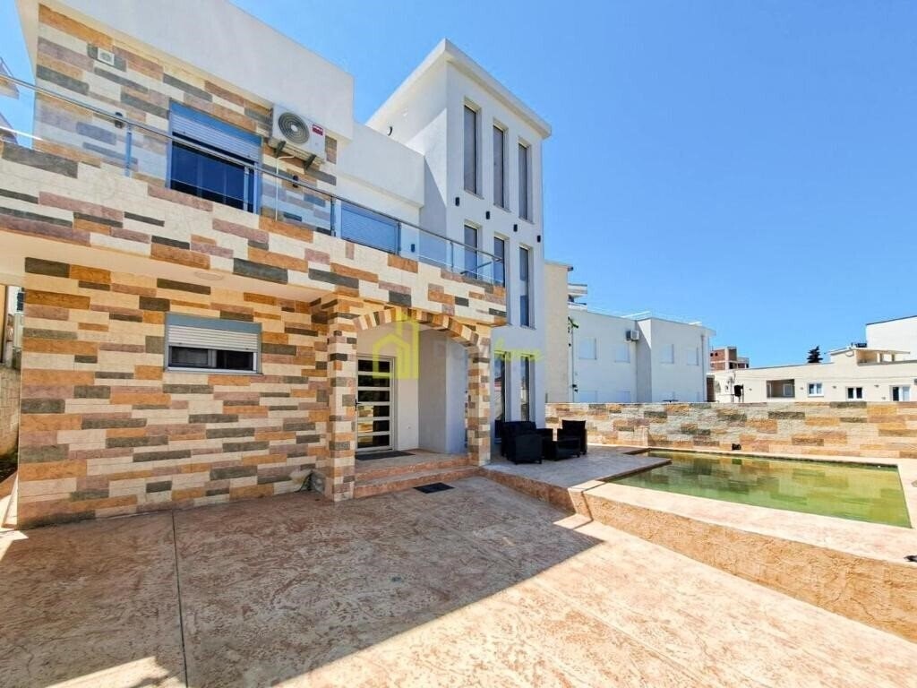 Hotel Villa David 3*