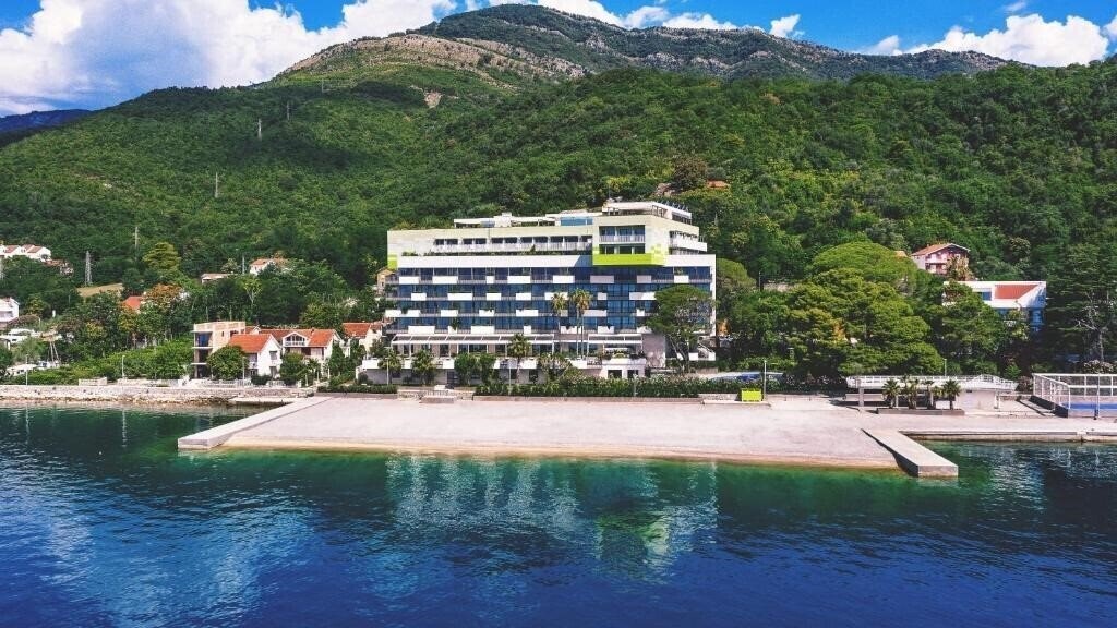 Imaginea Park Bijela 4*