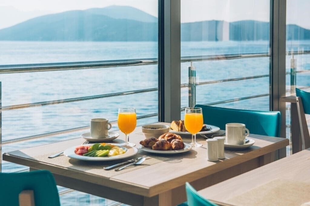 Картинка Iberostar Waves Herceg Novi (ex. Riviera Resort) 4*