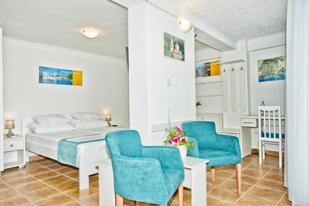 Imaginea Kamelija Apartments 4*