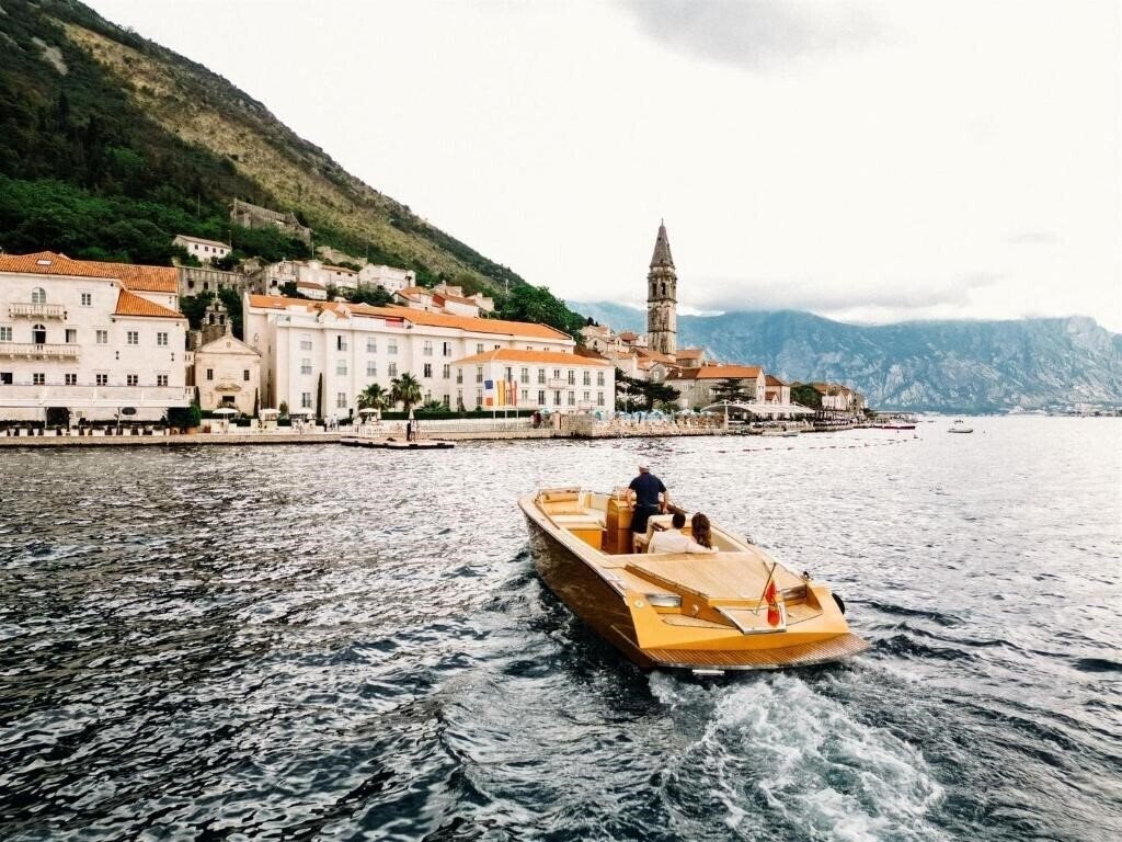 Отель Iberostar Perast 5*