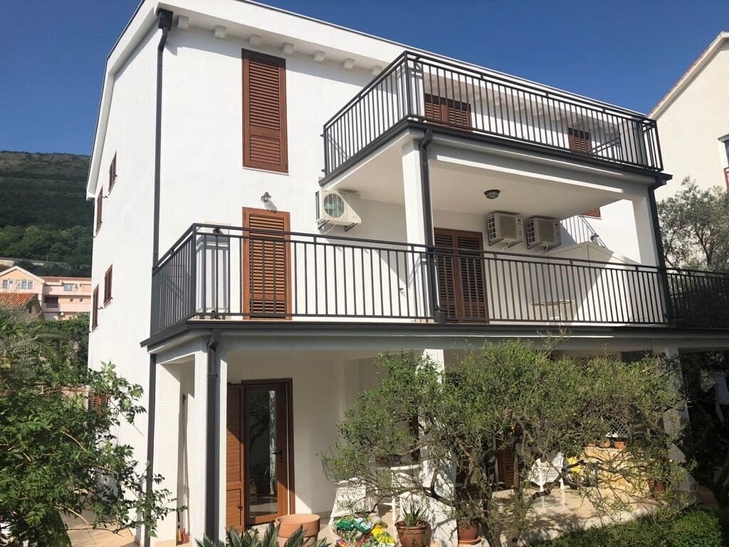 Hotel Markop 3*