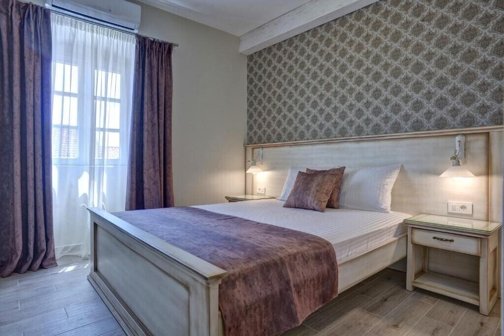Отель Villa Piazza Ii Petrovac 4*