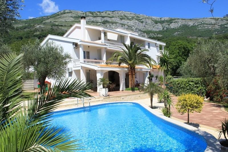 Hotel Armenko Ilija 3*