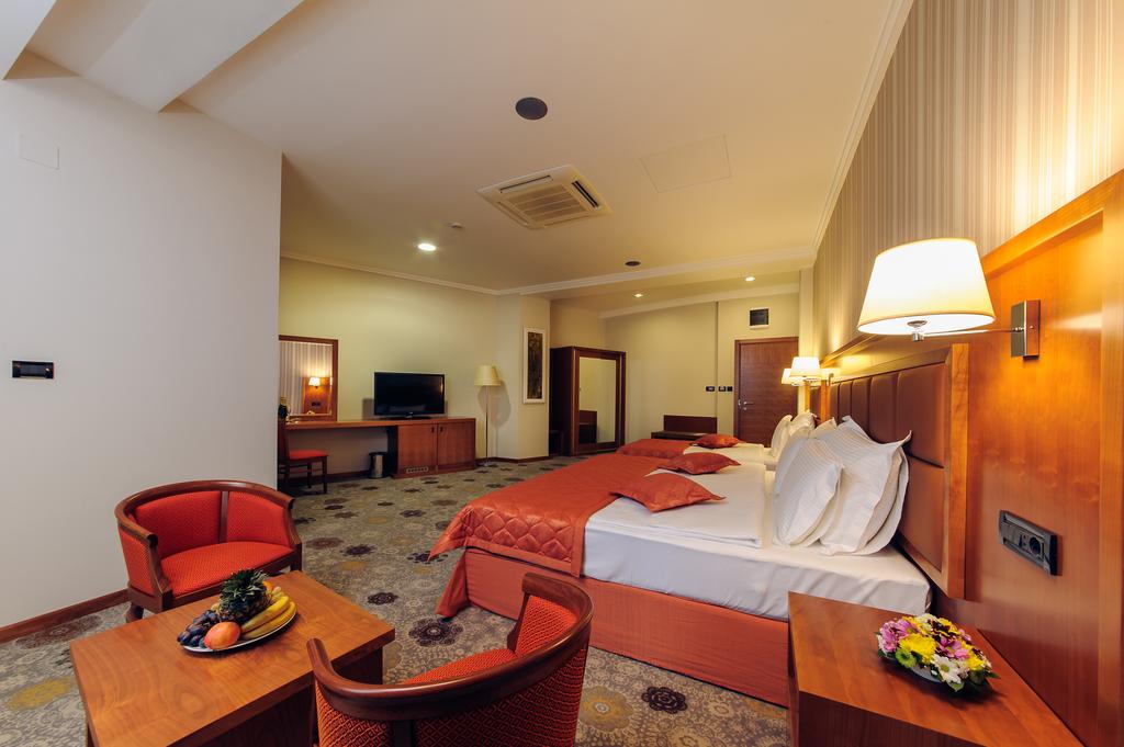 Фотография Hotel M Nikic 4*