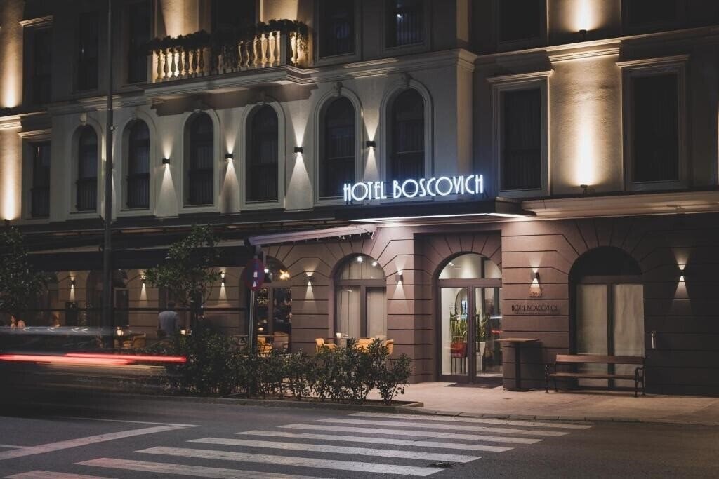 Imaginea Boscovich Boutique Hotel 4*