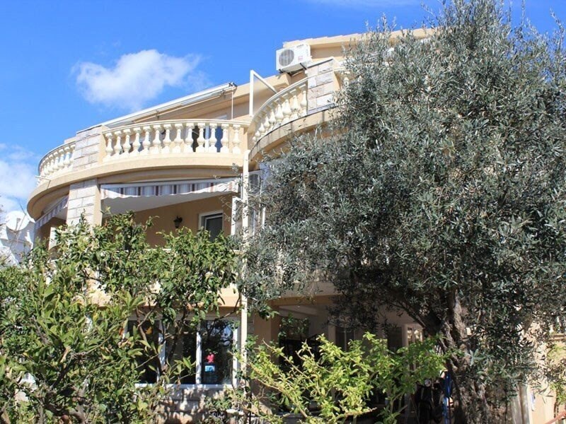 Hotel Villa Luka Kaladjurdjevic 3*
