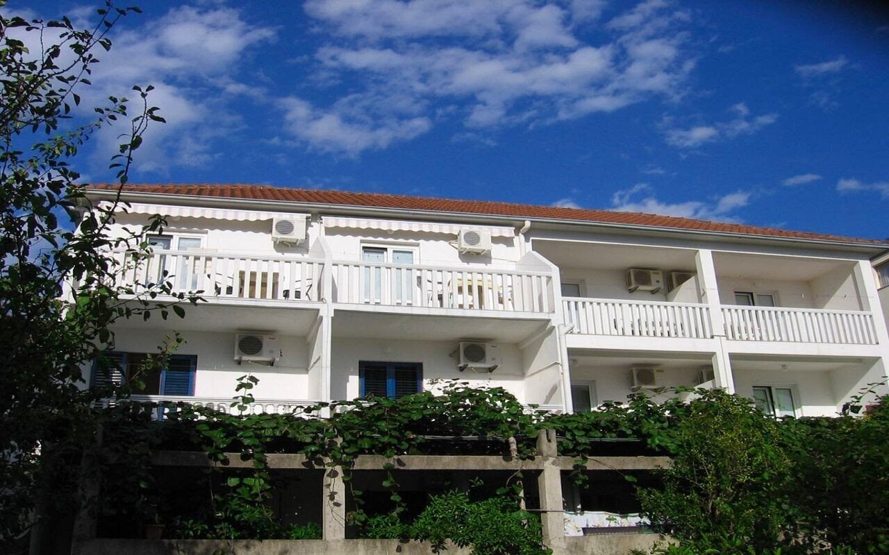 Hotel Apartments Bonaca 3*