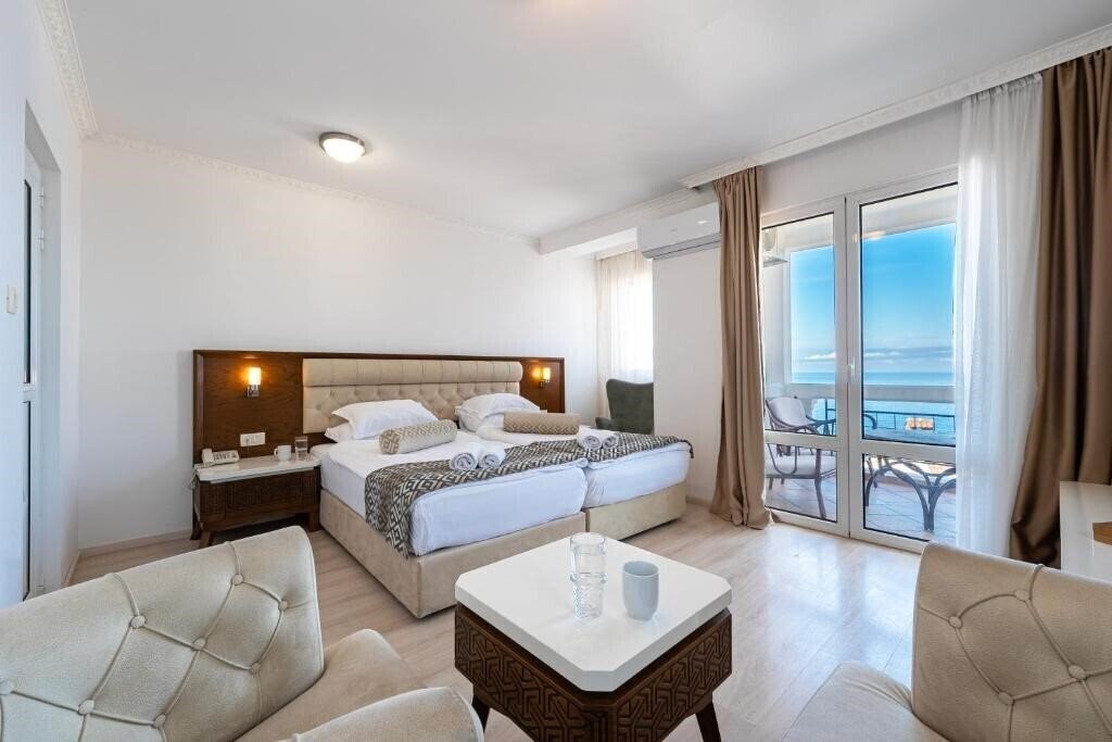 Фото Adrovic 3*