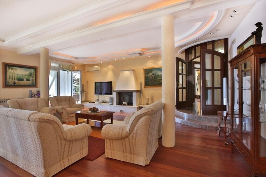 Fotografie Villa Sveti Stefan Obala 4*