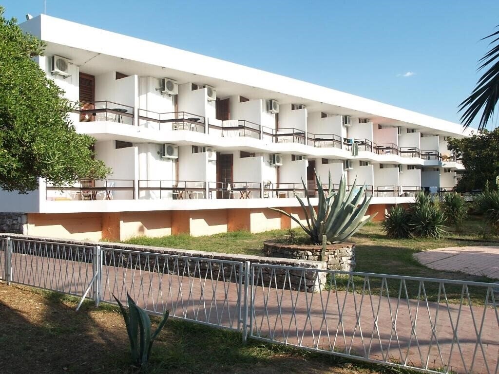 Imaginea Kamelija Tivat 2*