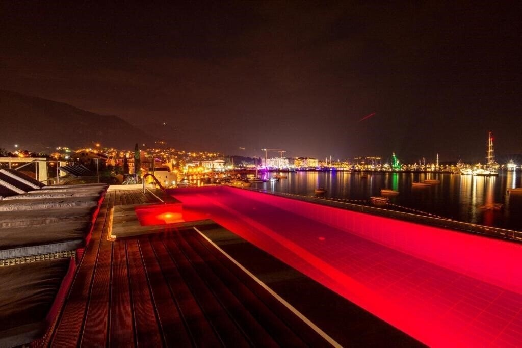 Фотография Elysium Tivat 5*