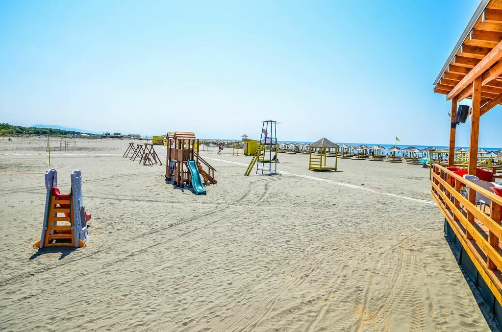 Imaginea Bellevue Hotel Ulcinj 2*