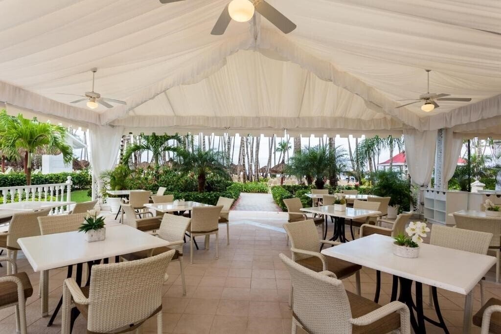Imaginea Luxury Bahia Principe Bouganville 5*