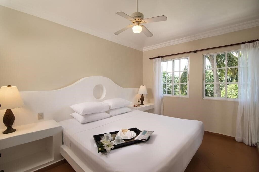 Отель Lifestyle Crown Residence Suites - All Inclusive 3*