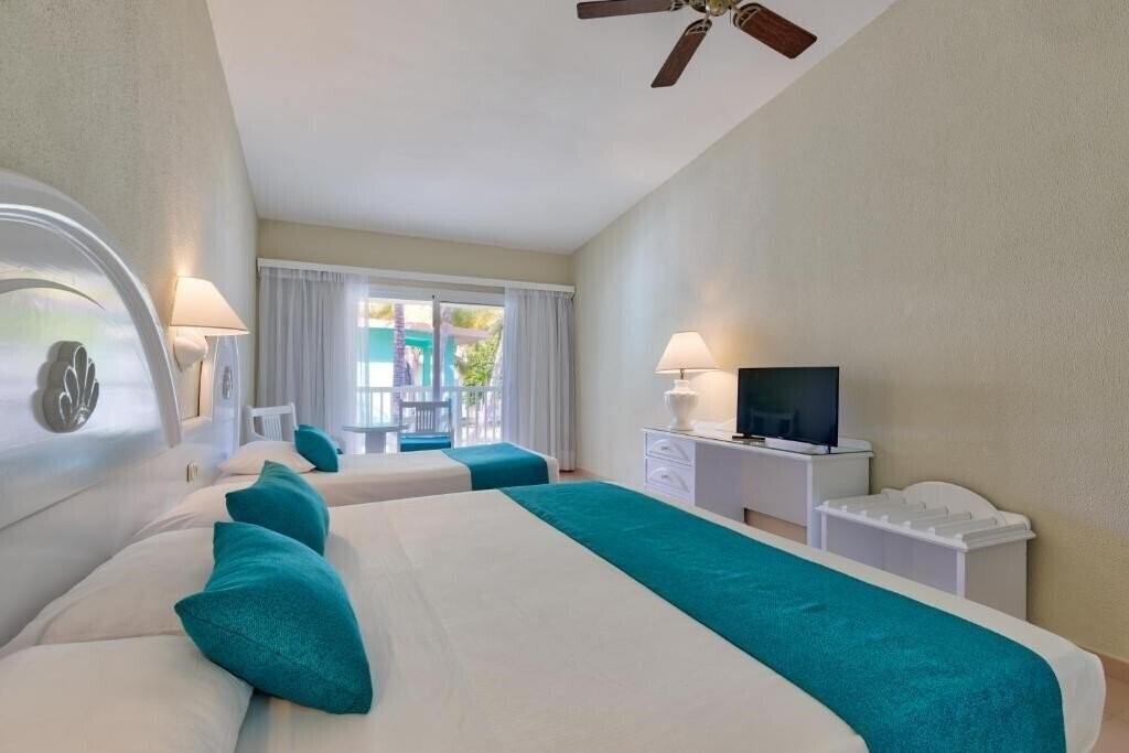 Fotografii Playabachata Resort (ex. Riu Merengue Clubhotel) 5*
