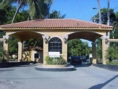 Hotel 2 Bedroom Condo Near Beach апартаменты