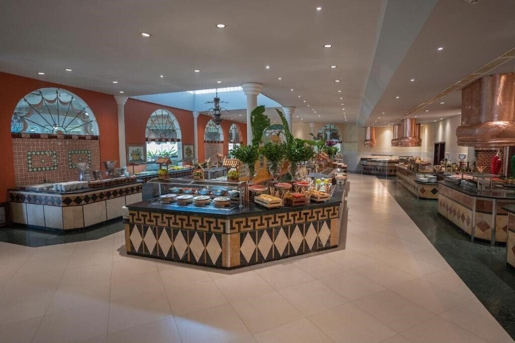 Imaginea Iberostar Costa Dorada 5*
