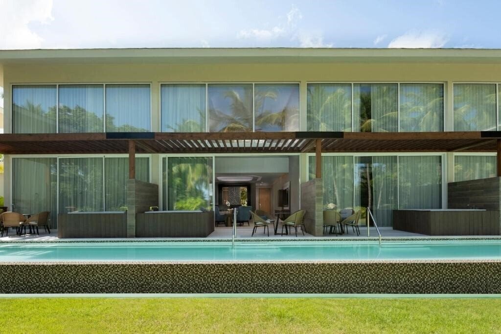 Отель Temptation Grand Miches Resort 5*