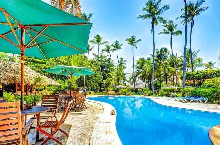 Hotel Beach Bungalows Los Corales Club & Spa 4*