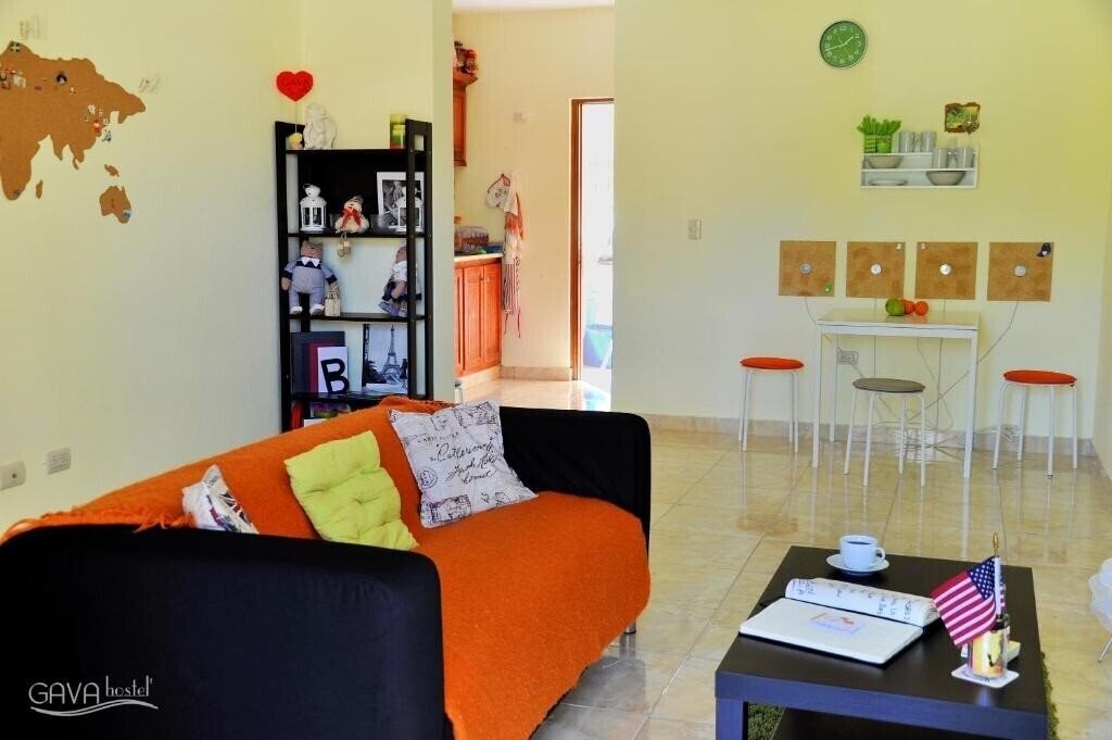 Imaginea Gava Hostel 3*