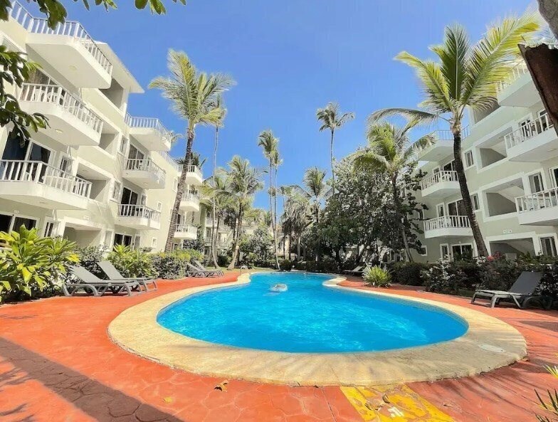 Hotel Relax Studios Deluxe Pool Wifi Beach 4*