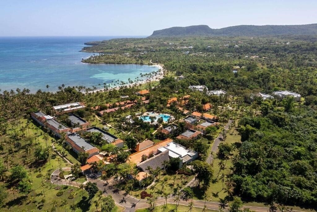 Imaginea Wyndham Alltra Samana 4*