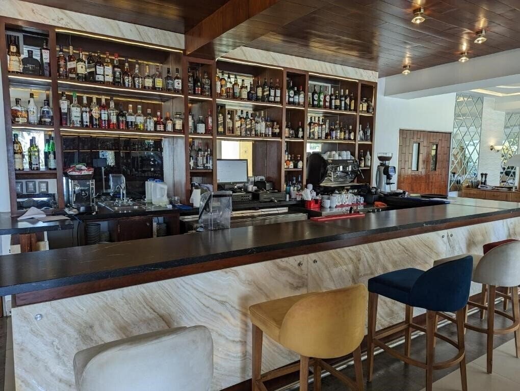 Imaginea Hacienda Samana Bay Hotel & Residences 5*