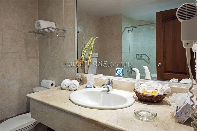 Imaginea Amhsa Grand Paradise Samana 4*