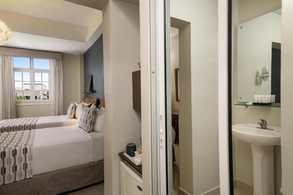 Imaginea Hodelpa Colonial 4*