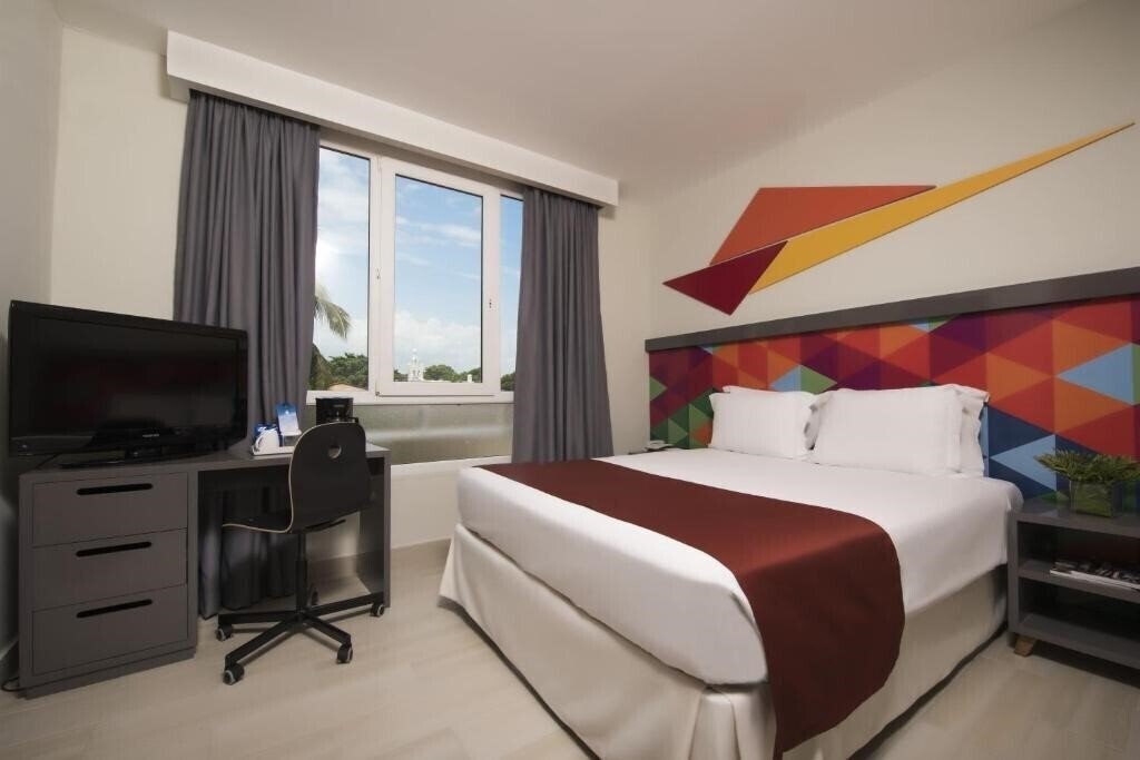 Fotografii Novus Plaza Hodelpa (ex. Mercure Comercial Santo Domingo M, Hotel Mercure Comercial Santo Domingo) 3*