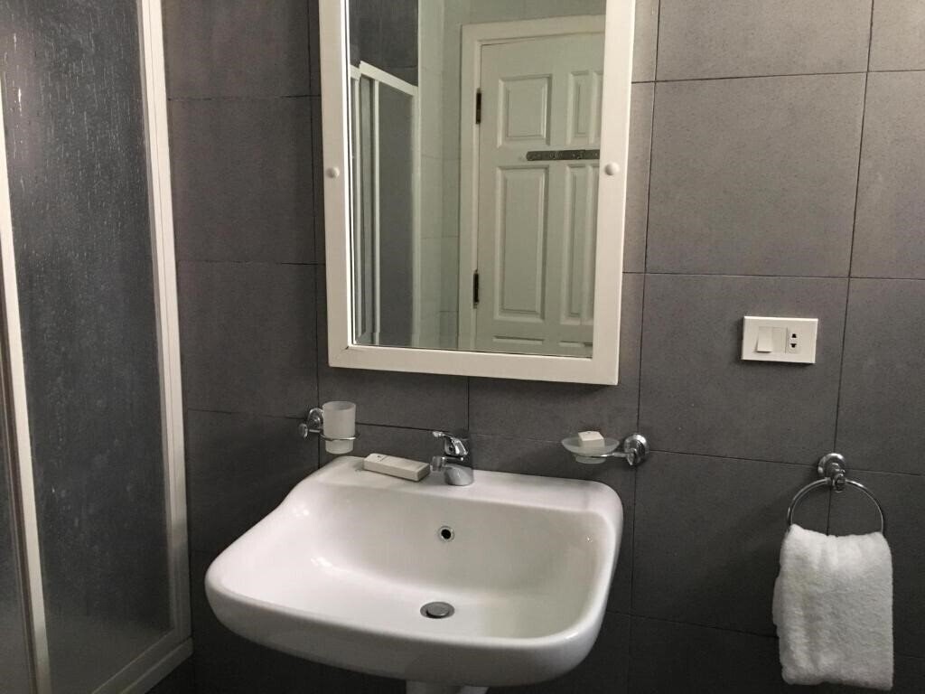 Imaginea E-Just Hotel Borg El Arab 3*