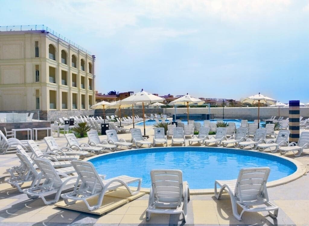 Фото Hotelux La Playa Alamein 4*