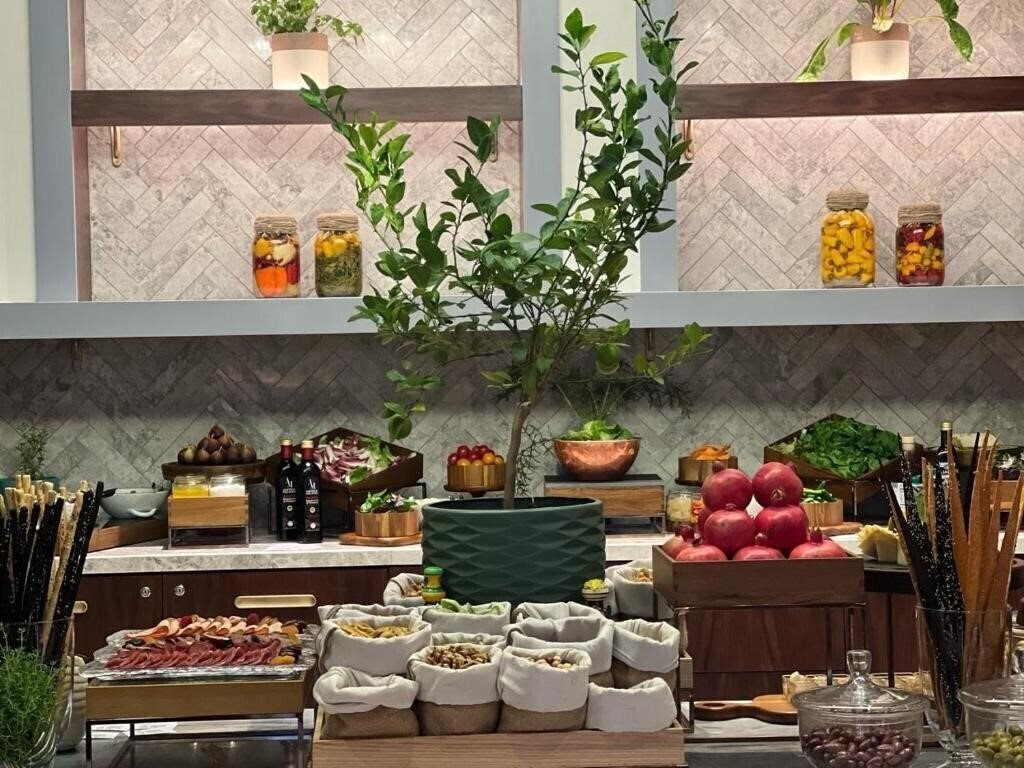 Imaginea Waldorf Astoria Cairo Heliopolis (ex. Fairmont Heliopolis & Towers Cairo, Heliopolis Towers Hotel) 5*