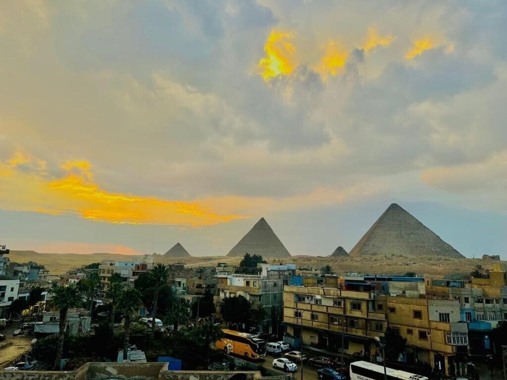 Imaginea Cairo Pyramids Hotel (ex.  Movenpick Resort Cairo Pyramids) 5*