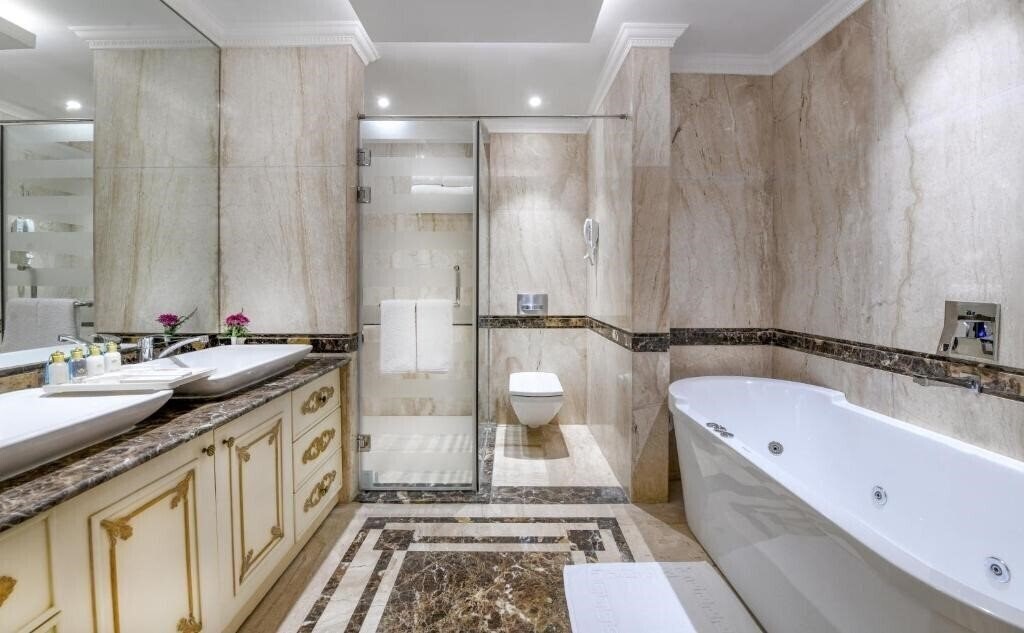 Фото Tolip Hotel Golden Plaza Cairo 5*