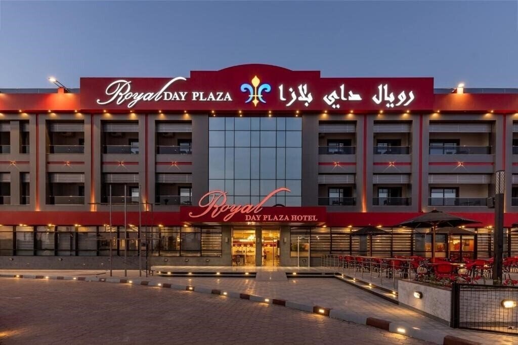 Imaginea Royal Day Plaza Hotel 4*
