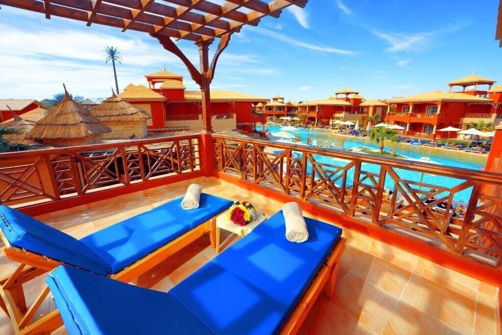 Imaginea Albatros Alf Leila Wa Leila Resort 4*
